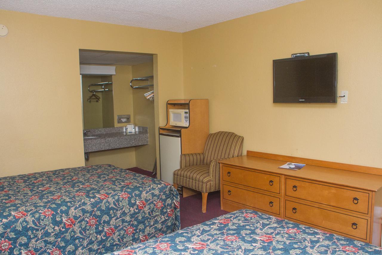 Executive Inn Ponca City Bagian luar foto