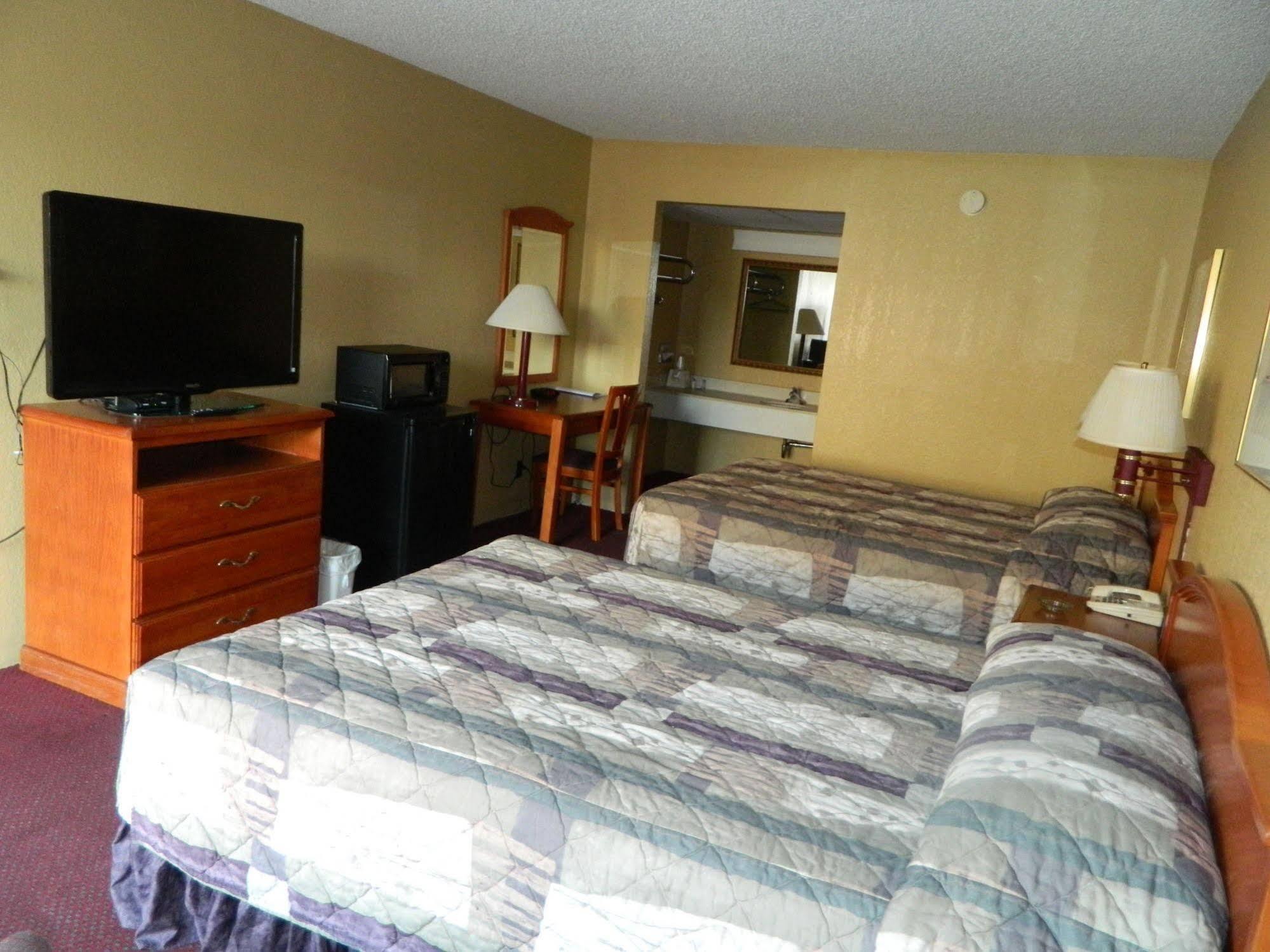 Executive Inn Ponca City Bagian luar foto